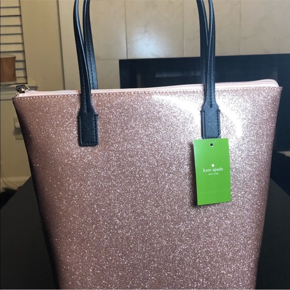 SOLD ❌ KATE SPADE Mavis Street purse - Picture 2 of 7